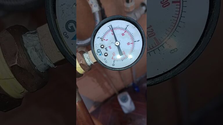 a cuantos bar tiene que estar la caldera