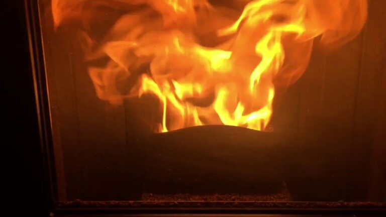 como encender una estufa de pellets