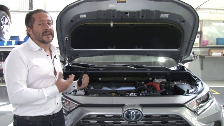 cuanto duran las baterias de un coche hibrido