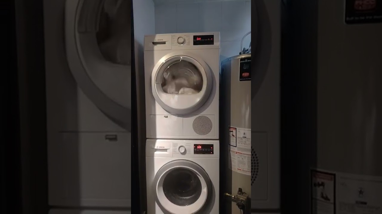 lavadora y secadora en torre bosch