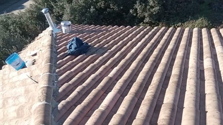 partes de un tejado de tejas